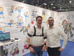 Frank Stemmer und Steven Wilzek auf dem Messestand der FUK